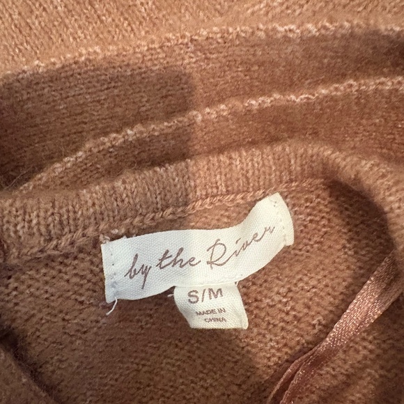 By The River Color Block Sweater, Tie Back - Picture 4 of 4